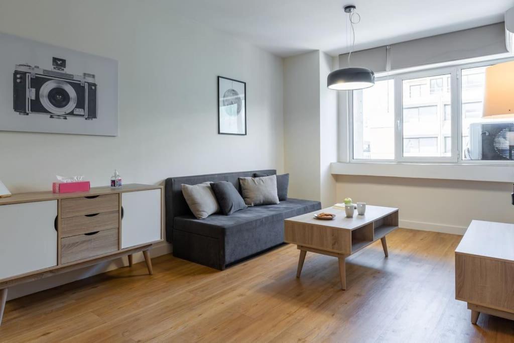 Large Comfy, Modern Studio 5 Min To Acropolis 아테네 외부 사진