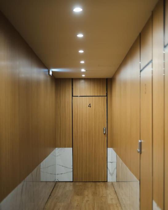 Large Comfy, Modern Studio 5 Min To Acropolis 아테네 외부 사진